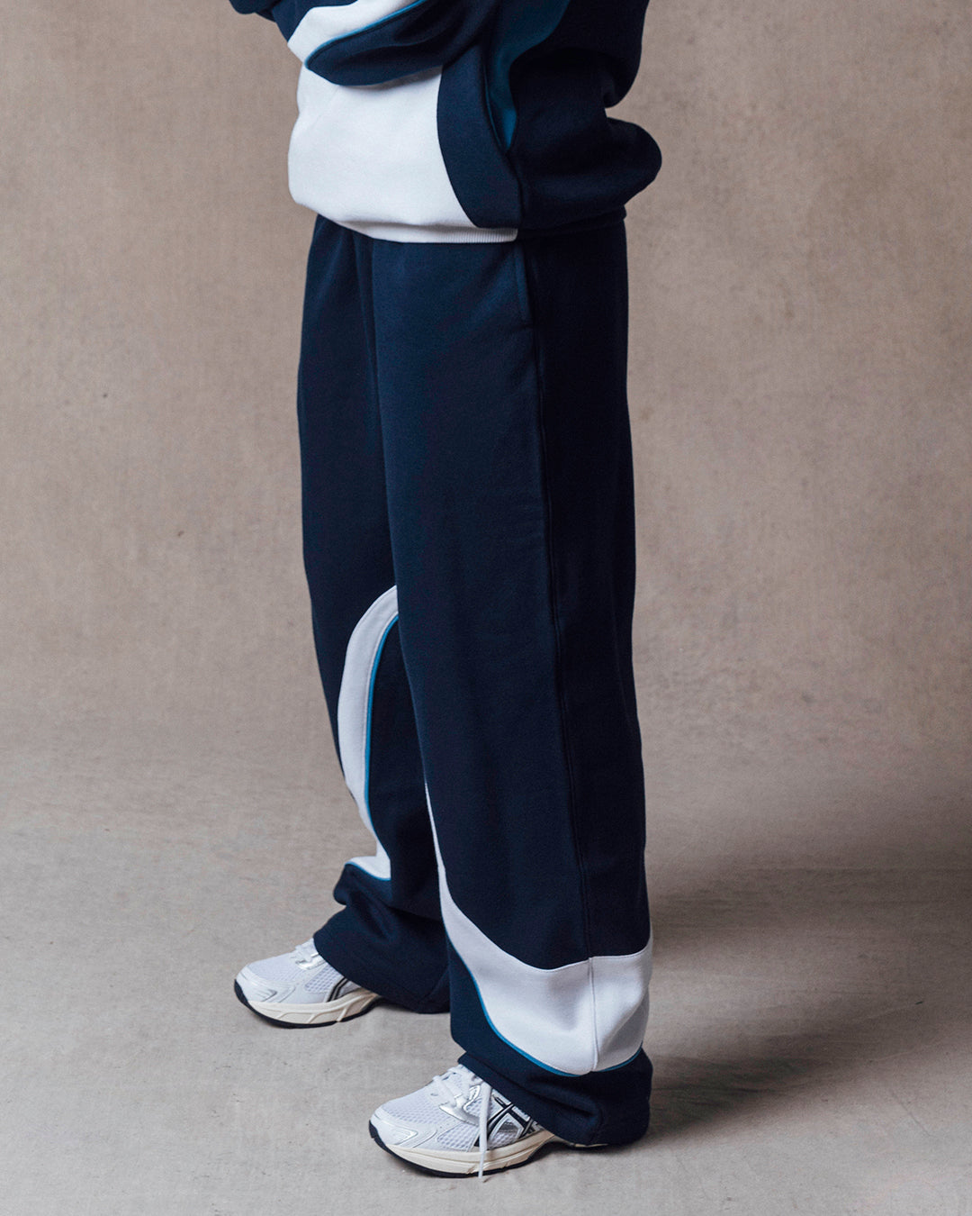 THE ICONIC TRACK PANTS - DARK BLUE